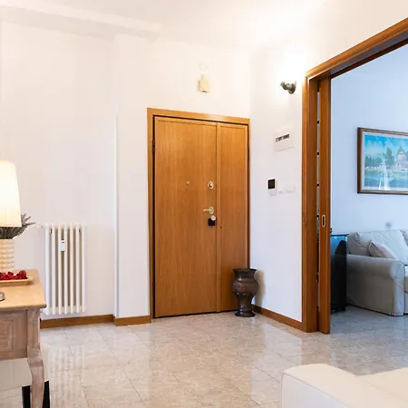 Godi Fiorenza - Duomo A 15 Minuti E Aeroporto A 4 Minuti Con Tramvia T2 Appartement Florence