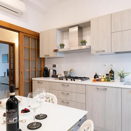 Godi Fiorenza - Duomo A 15 Minuti E Aeroporto A 4 Minuti Con Tramvia T2 Appartement Florence