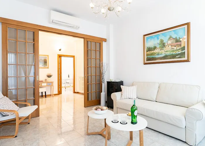 Apartment Godi Fiorenza - Duomo A 15 Minuti E Aeroporto A 4 Minuti Con Tramvia T2