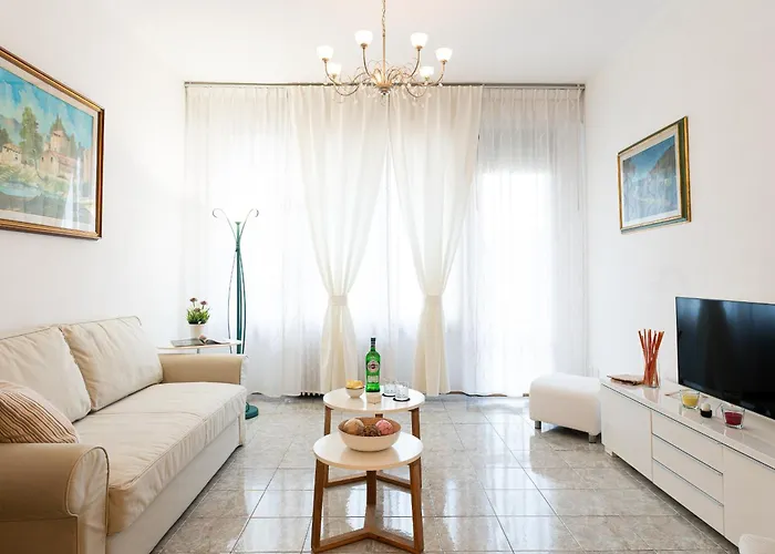 Apartment Godi Fiorenza - Duomo A 15 Minuti E Aeroporto A 4 Minuti Con Tramvia T2 *